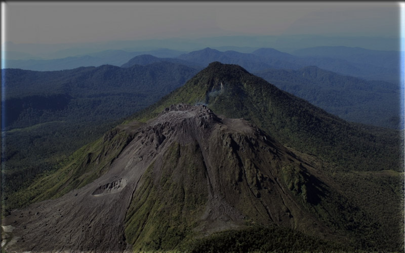 Gunung Peuet Sagoe Puncak Megah di Negeri Seribu Gunung