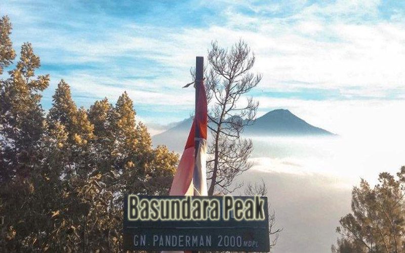 Gunung Panderman Puncak Keindahan di Jawa Timur